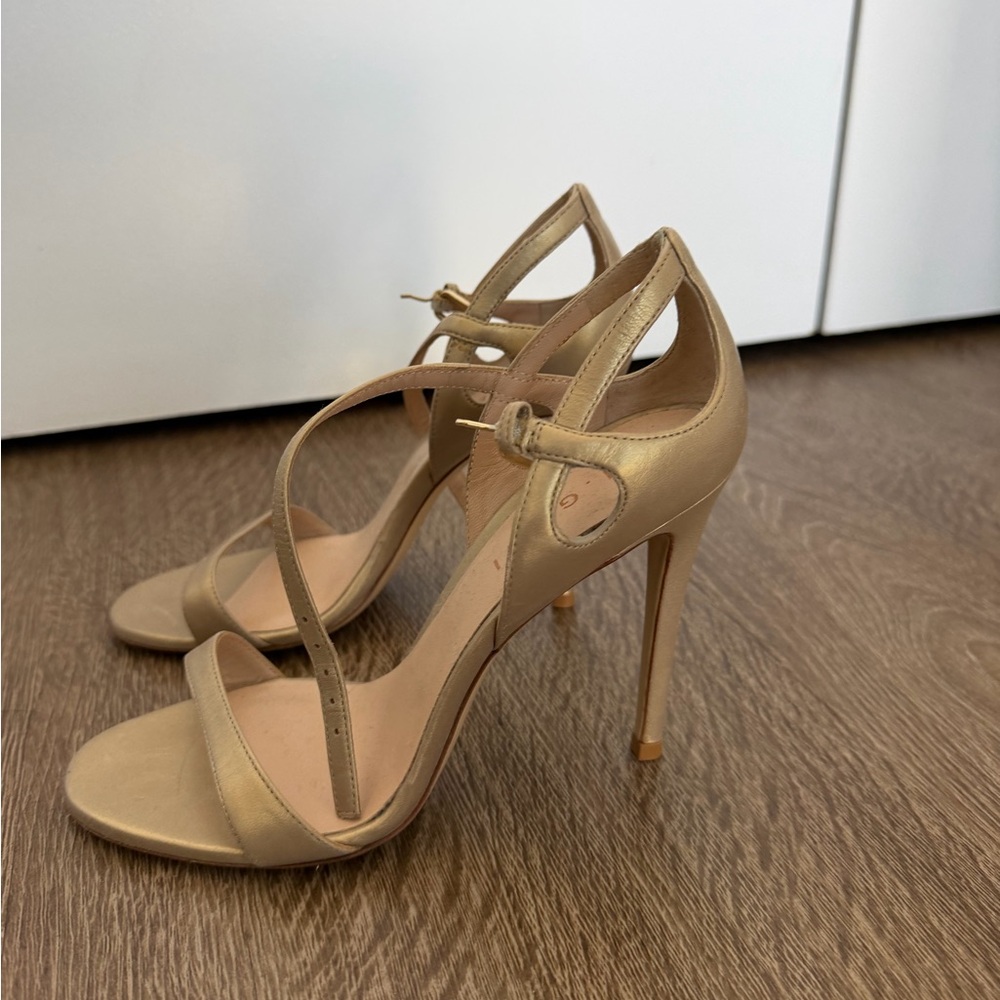 M. Gemi Lucciola Heels in Champagne Gold (size 36)